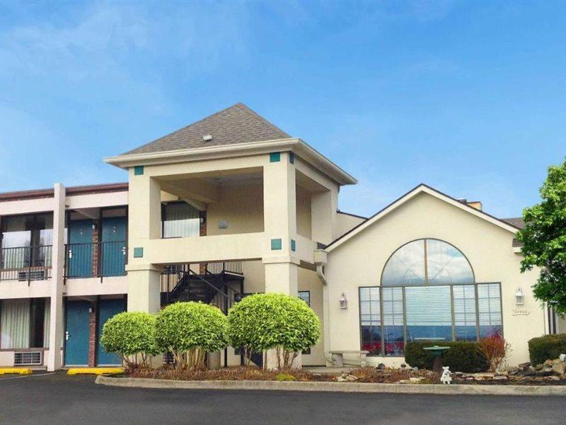 Inn Of Loudon Екстер'єр фото